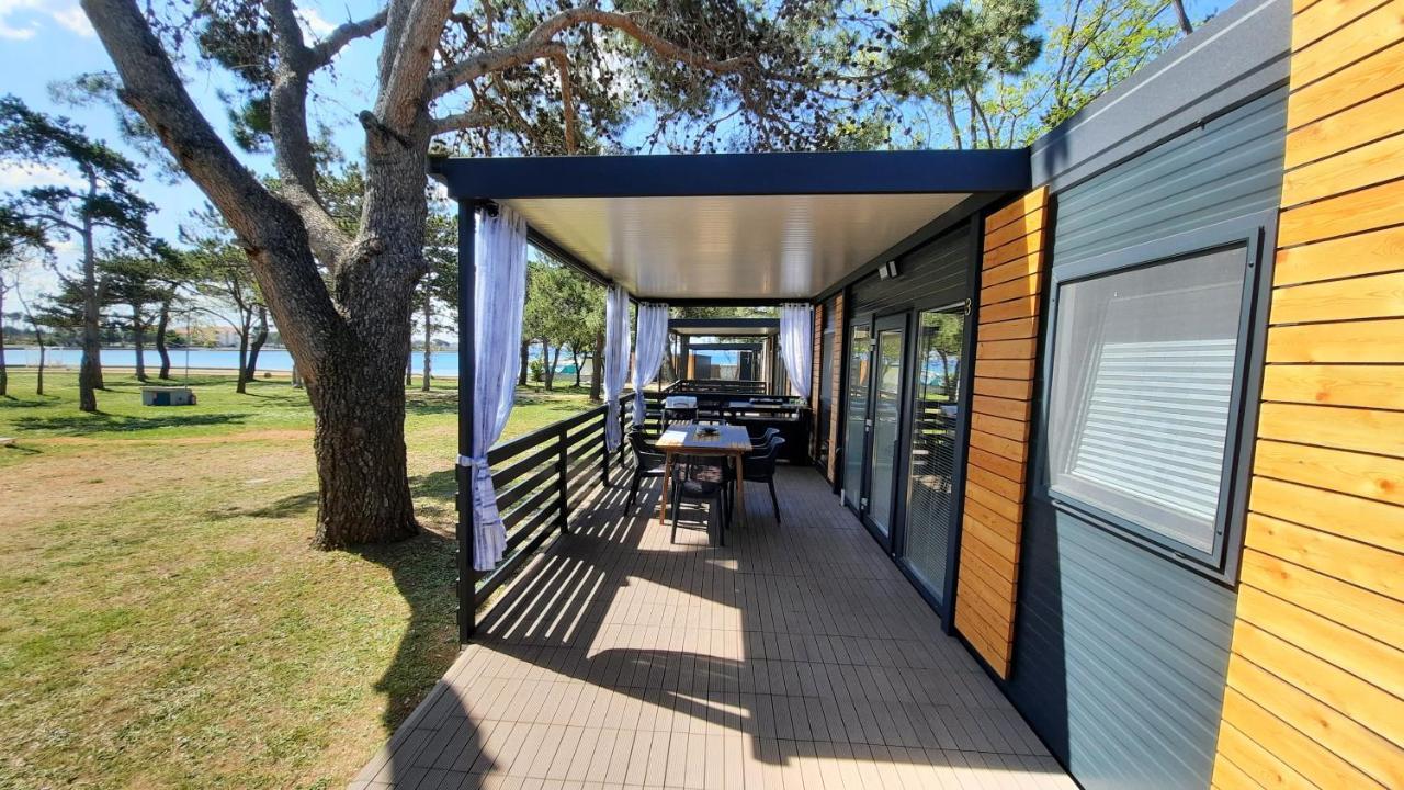 Sand & Relax Privlaka - Mobile Home Gloria Ngoại thất bức ảnh